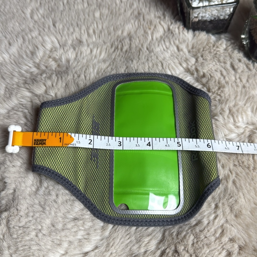 Bose Reebok Arm Carrier Case Green Gray - Picture 8 of 8
